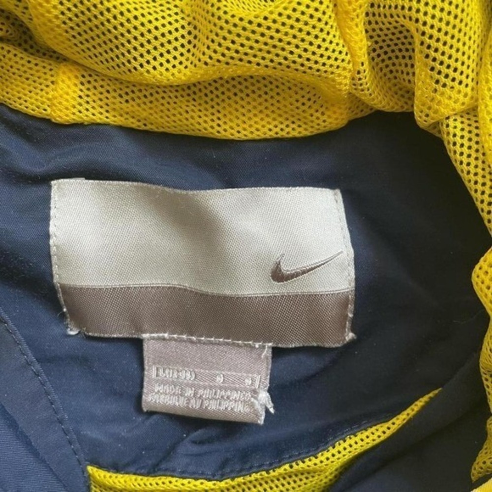 Nike Vintage Windbreaker Half Zip Hooded Jacket Navy Blue Yellow Mens Large L - Picture 2 of 4